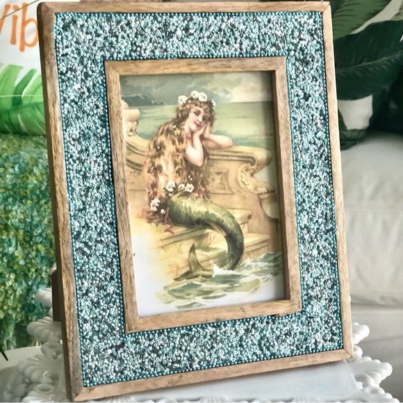 New! Wood Blue Beaded Photo Frame - Picture 4 of 6